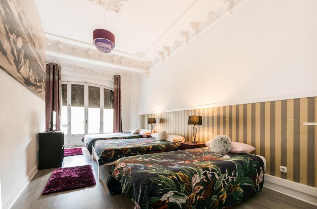 M&F 7 Rooms/7 Bathrooms Over Gran Via Мадрид Экстерьер фото