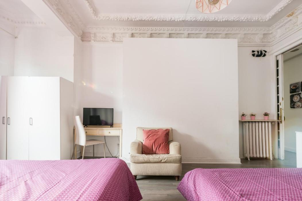 M&F 7 Rooms/7 Bathrooms Over Gran Via Мадрид Экстерьер фото